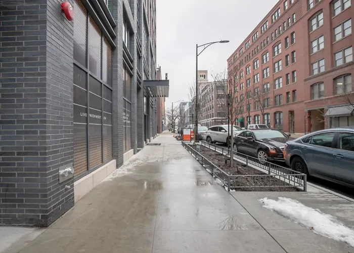 W Loop 1br W Gym Pool Wd Nr Fulton Mkt Chi-213 *